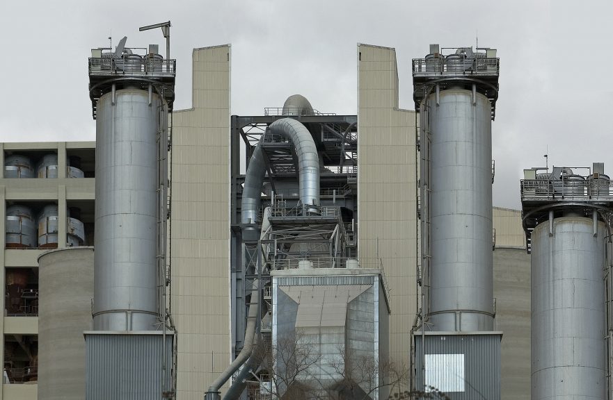Fabrik-01