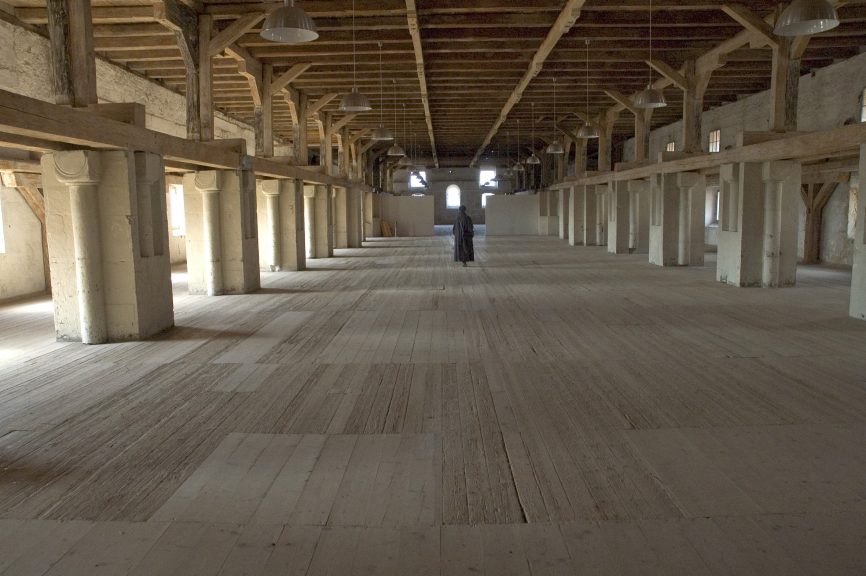 Saal-02